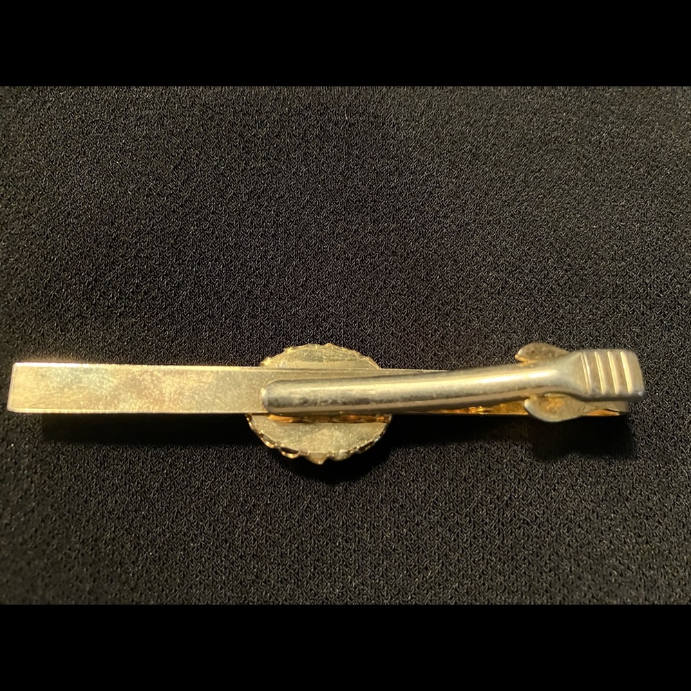 Genuine tiger eye gold tie clip in box - Picture 3 of 3